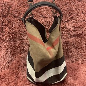 Burberry Ashby with crossbody